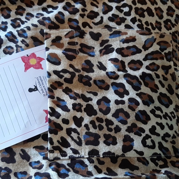 Pajama Set - Picture 7 of 8